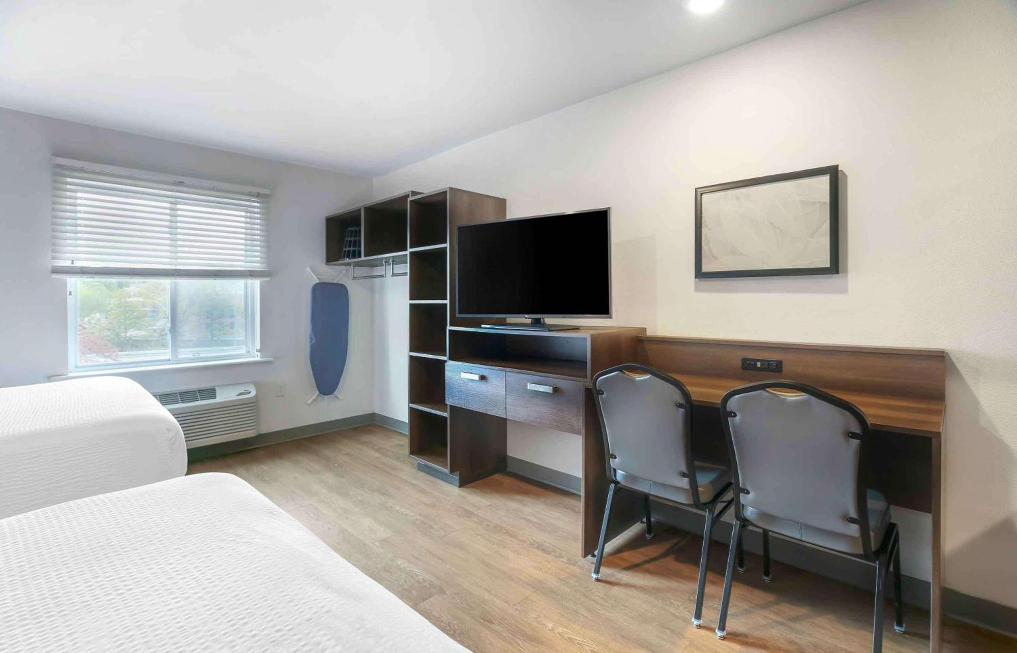 Extended Stay America Select Suites - Tampa - Brandon - East Heartland Экстерьер фото